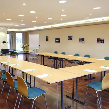 酒店 Vch格赖夫斯瓦尔德酒店 3*