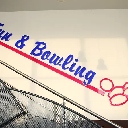 Vch格赖夫斯瓦尔德酒店