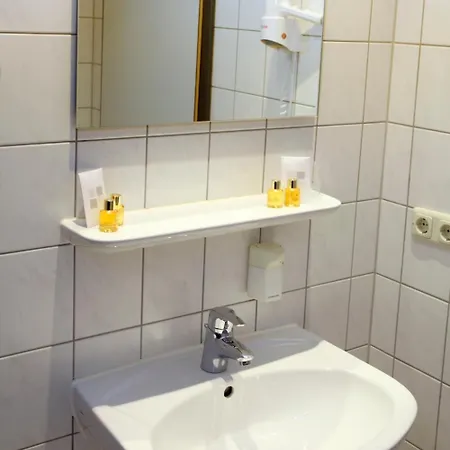 Vch Отель 3*